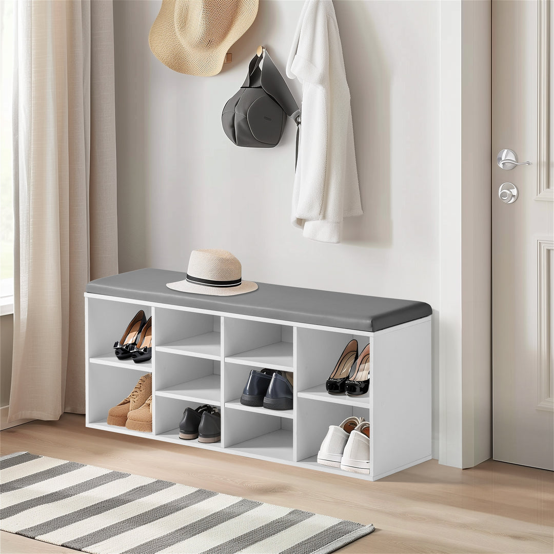 Möbelstück R: Sitzbank mit Schrankfunktion, Holzschrank, Schuhregal mit gepolstertem Kissen, 10 Fächer, für Wohnzimmer, Flur, Schlafzimmer, Eingangsbereich, 103 x 29 x 45 cm, Weiß, Holz