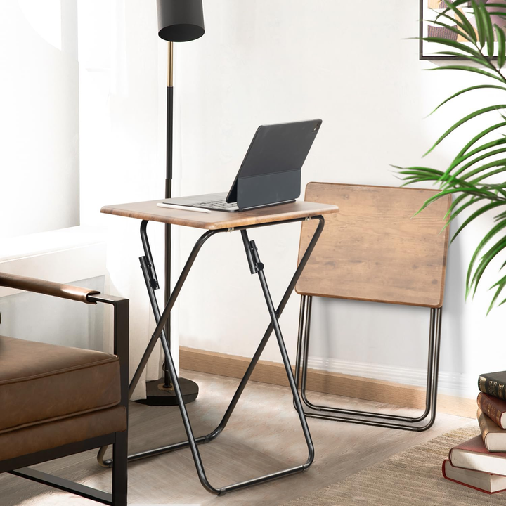 Ensemble de 2 plateaux-repas pliables FurnitureR, plateaux repas pliables, tables d'appoint compactes pour lit, canapé ou fauteuil, structure en métal et plateau en bois, marron