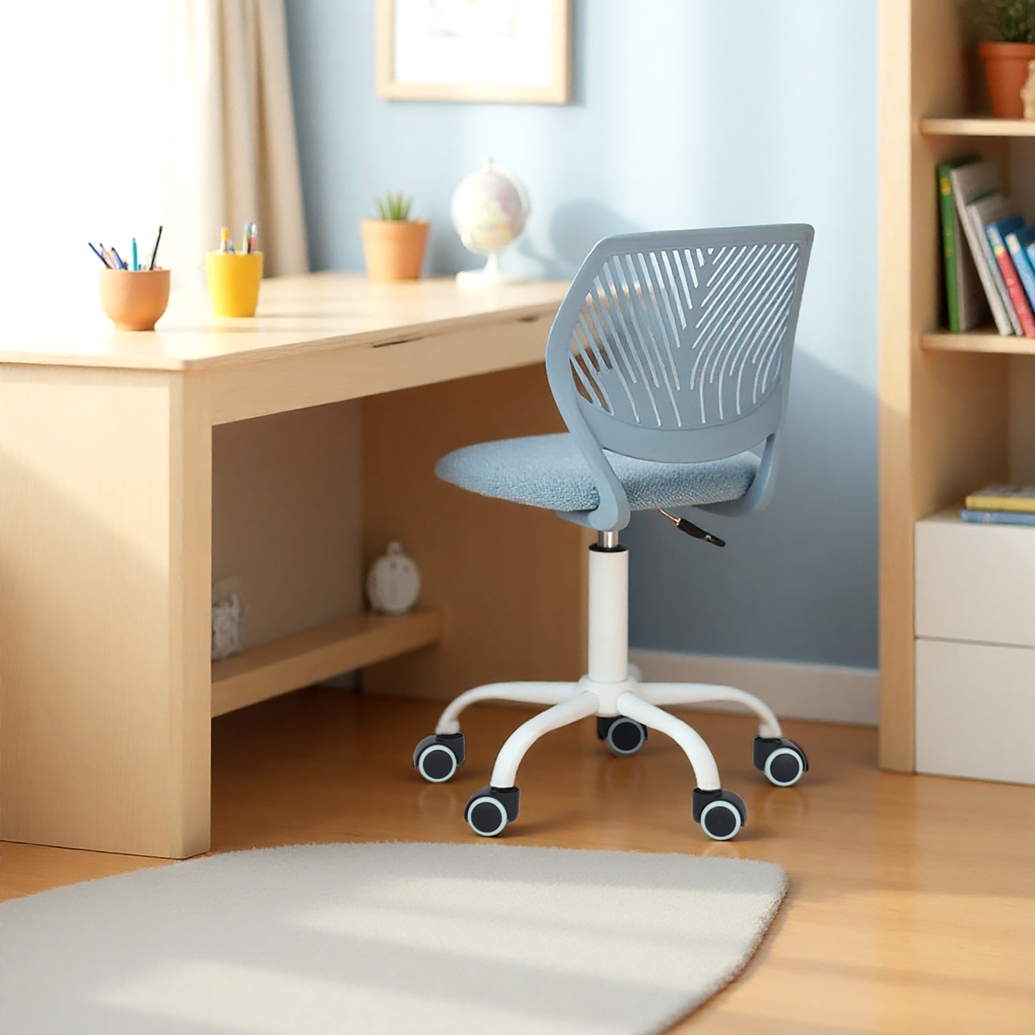 FurnitureR Chaise de Bureau Ergonomique Mesh Bleu Clair avec Base Métal Blanc