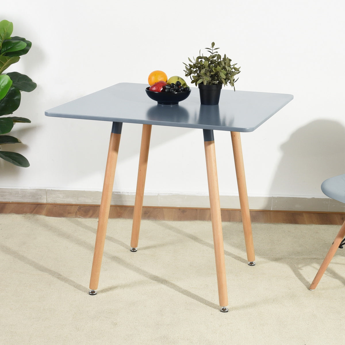 Table de salle à manger carrée FurnitureR de 80 cm (31,5 pouces), style moderne mid-century, pieds en bois, petite table de cuisine pour 2 à 4 personnes, gris et bois naturel