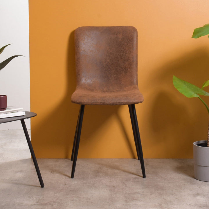 Furniture R Moderne und bequeme Esszimmerstühle mit Wildlederpolsterung