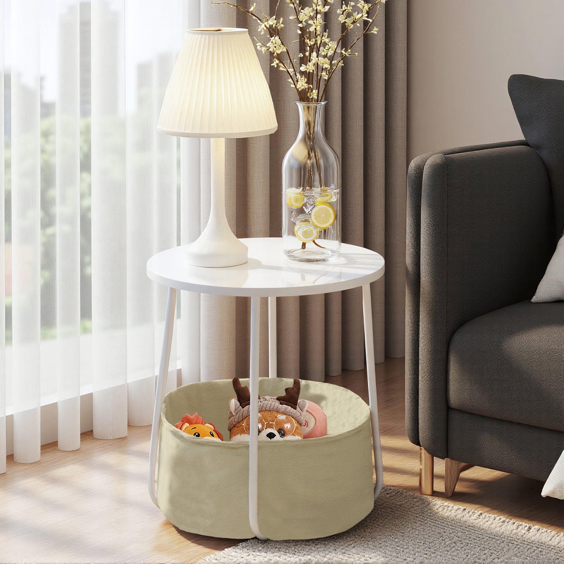 Table d'appoint ronde à 2 niveaux FurnitureR avec panier de rangement en tissu, petite table de chevet avec structure en métal pour salon, chambre, bureau ou chambre d'étudiant, blanche